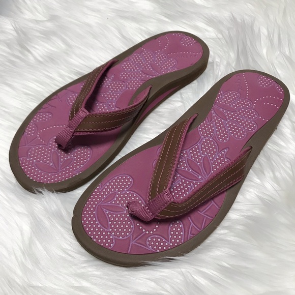 clarks sandals purple